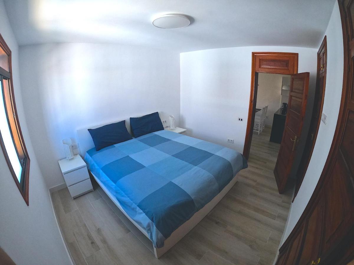 Parque Santiago I - 2 Bedroom - 1 Bathroom - Open Plan Living - Kitchen Area - Extra Large Balcony - First Floor Apartment 美洲海滩 外观 照片