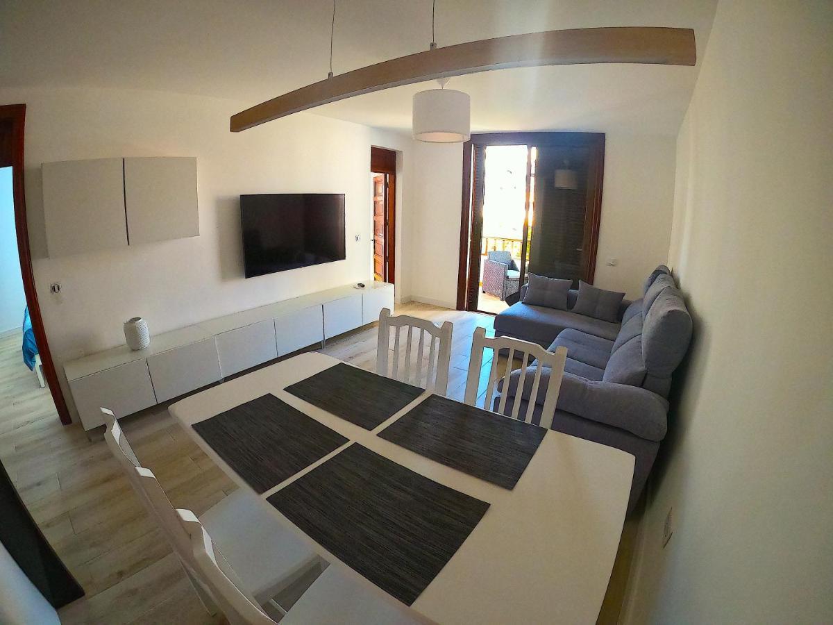 Parque Santiago I - 2 Bedroom - 1 Bathroom - Open Plan Living - Kitchen Area - Extra Large Balcony - First Floor Apartment 美洲海滩 外观 照片