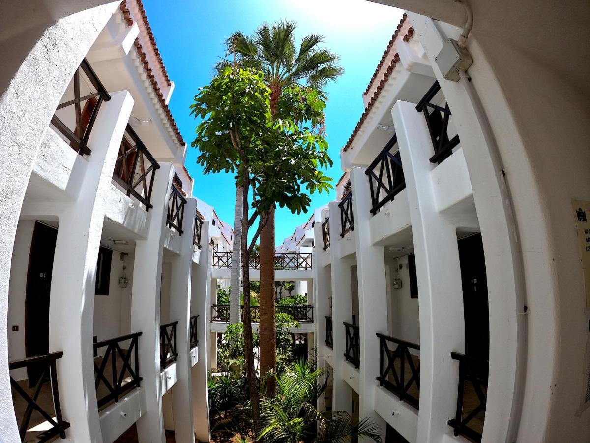 Parque Santiago I - 2 Bedroom - 1 Bathroom - Open Plan Living - Kitchen Area - Extra Large Balcony - First Floor Apartment 美洲海滩 外观 照片