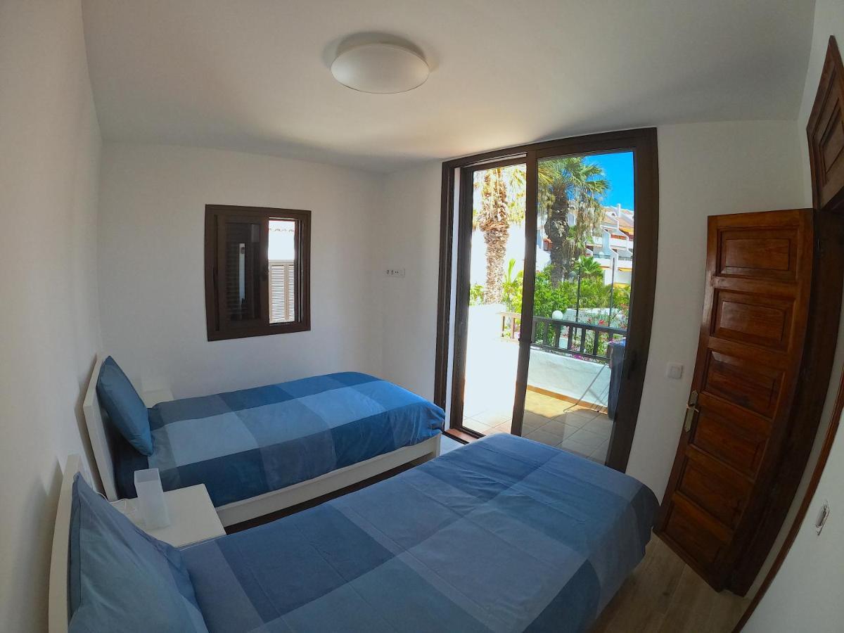 Parque Santiago I - 2 Bedroom - 1 Bathroom - Open Plan Living - Kitchen Area - Extra Large Balcony - First Floor Apartment 美洲海滩 外观 照片
